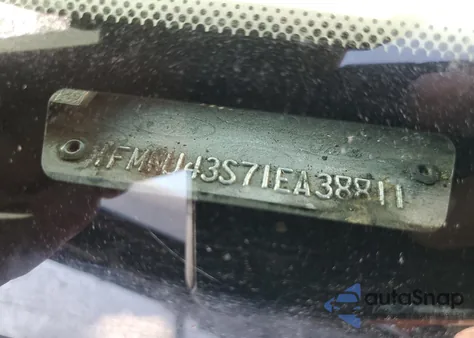 2001 Ford Excursion Limited z USA, uszkodzony, nr VIN 1FMNU43S71EA38811